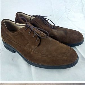 Brown rockports